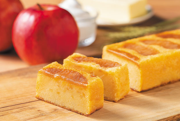 フルーツケーキ「果樹園の六月」 イメージ